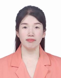 白玲--白底免冠照